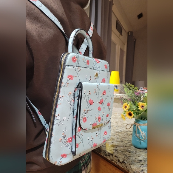 Steve Madden Floral Blue Women's BookBag Style Tote Purse - Picture 6 of 9